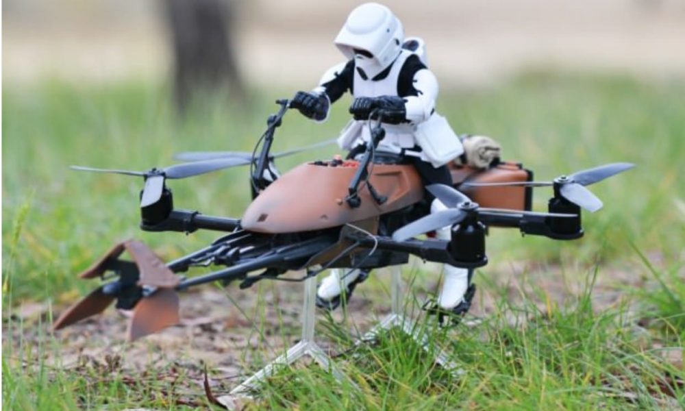 Star Wars Speeder Bike als Quadrocopter -